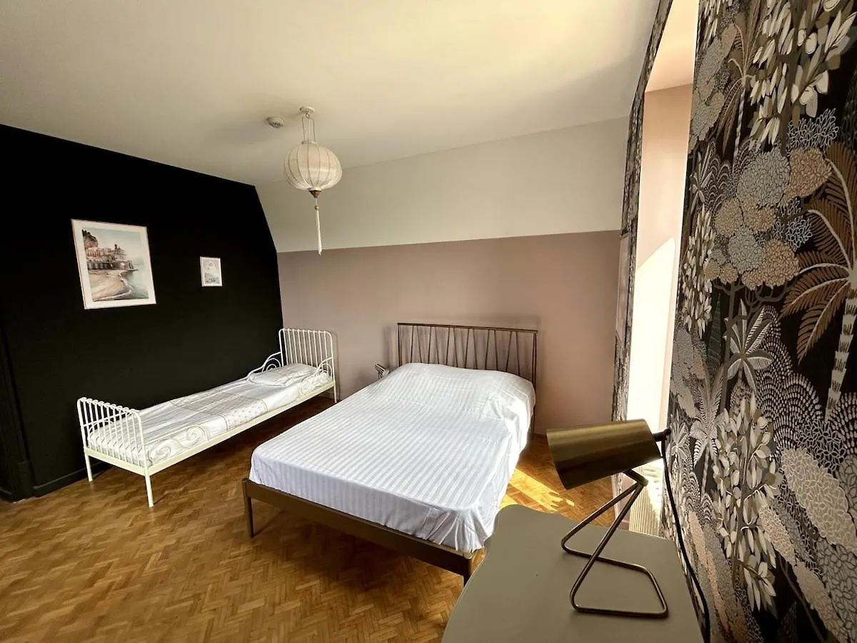 Villa Rose, Manoir Sainte Catherine  Sainte-Catherine-sur-Riverie